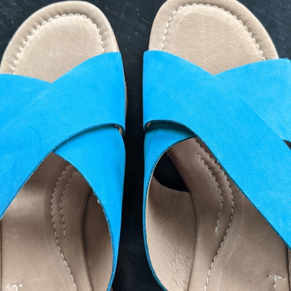 Donald J Pliner Women's Syna Sandals - Picture 3 of 16